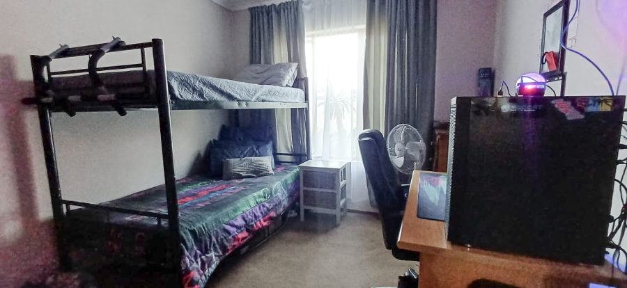 3 Bedroom Property for Sale in Vaalpark Free State